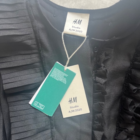 H&M STUDIO COLLECTION FLOUNCE RUFFLE WAVE  MINI COCKTAIL LITTLE BLACK DRESS - Picture 13 of 15